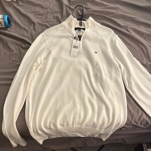 Tommy Hilfiger Men's White Sweater